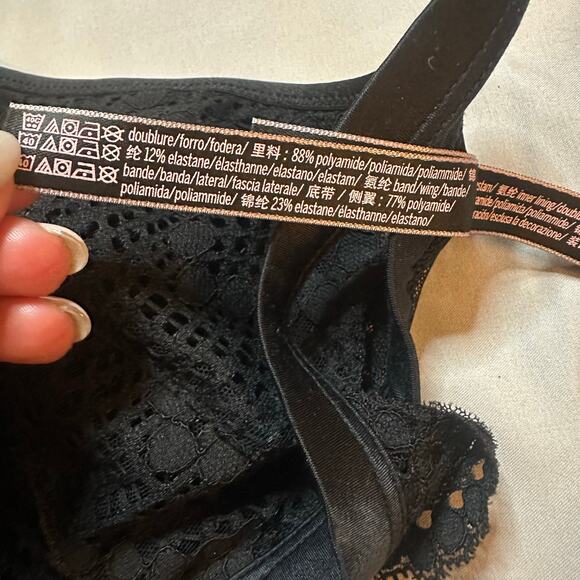 Victoria's Secret Black, Plunge line, Lace, Razorback Bralette- M - Picture 5 of 7